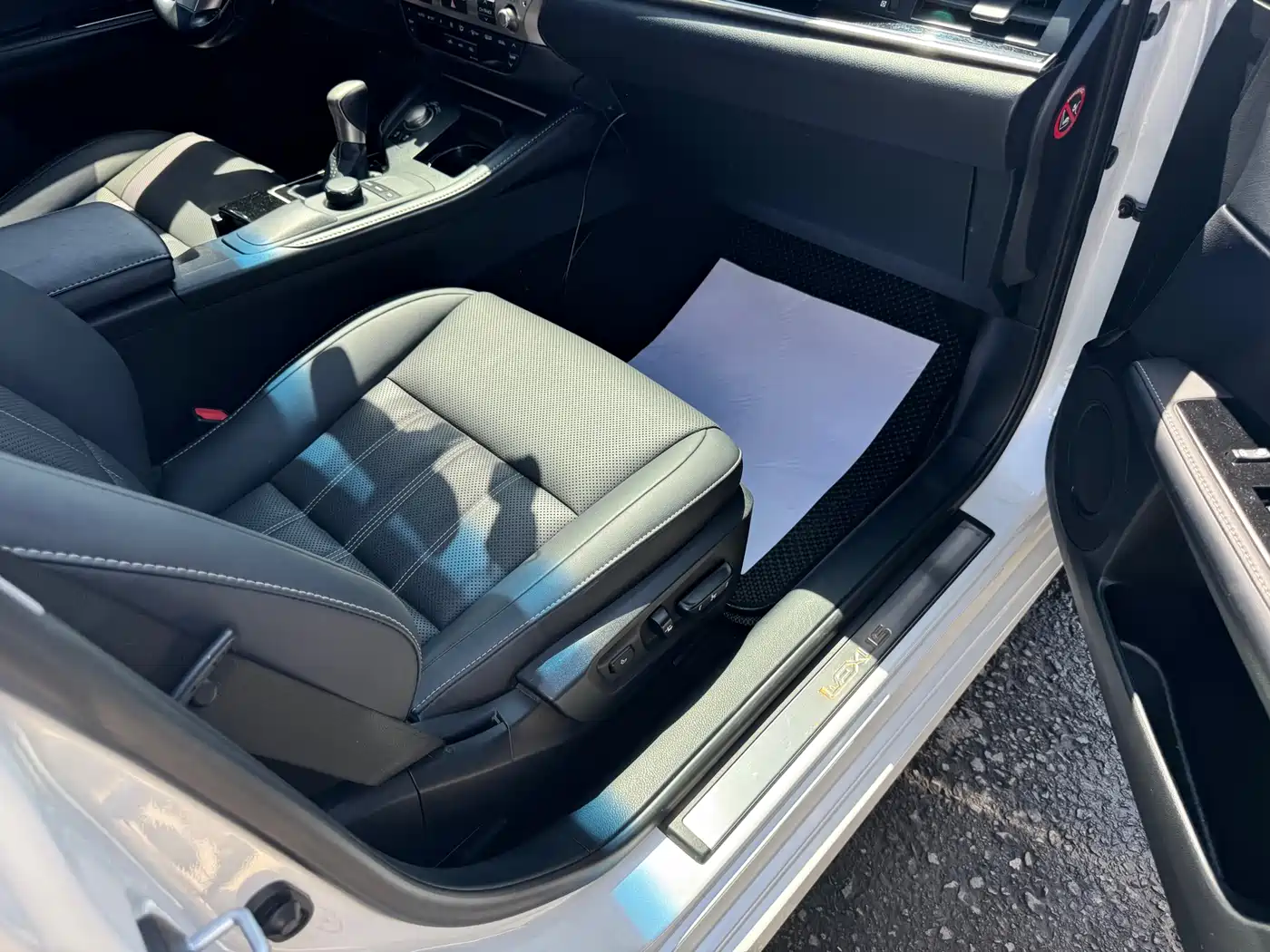 Lexus ES 2015 200 Elite Edition фото 11