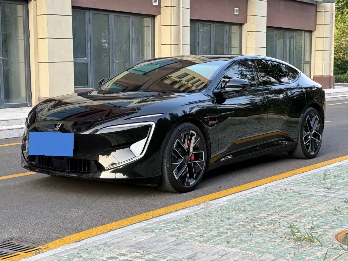  Avatr Avatr 12 2024 Facelift 700 Triple Laser RWD Luxury Edition