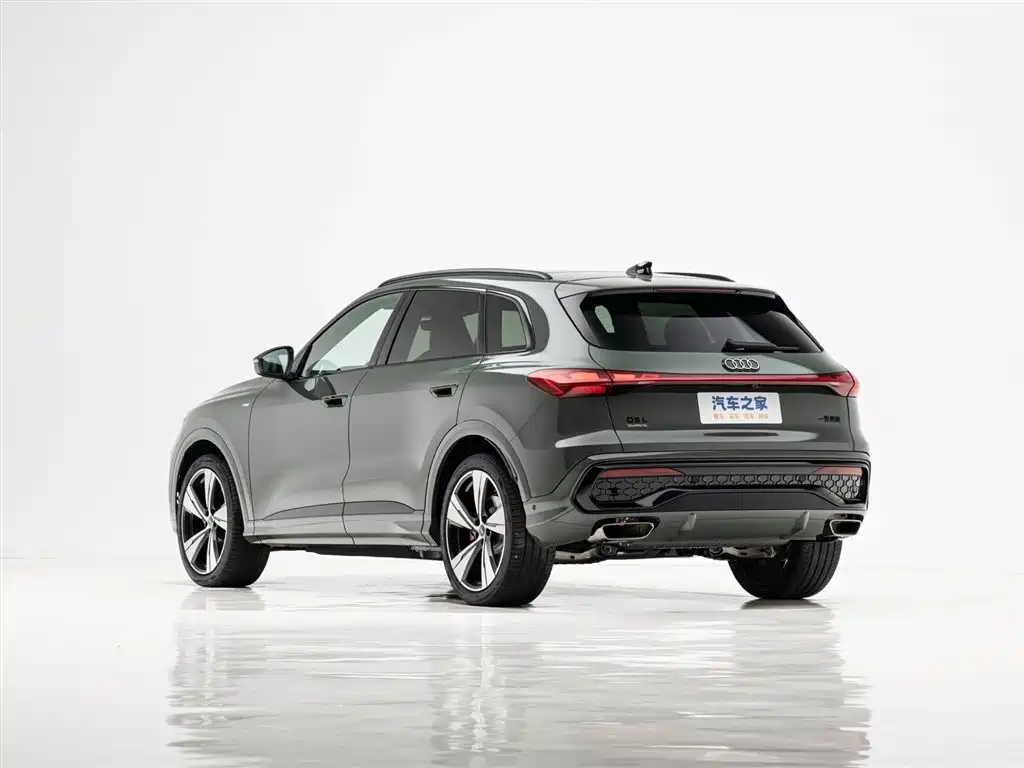 Audi Q5L Sportback 2024 40 TFSI Fashion Version фото 5