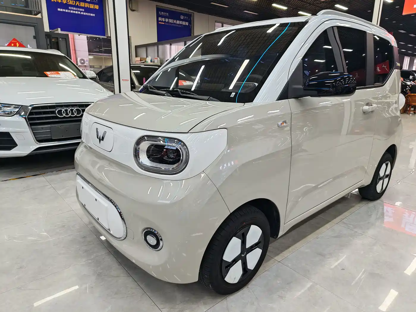 Wuling Motors Hongguang MINIEV 2024 3rd Gen 215km Advanced