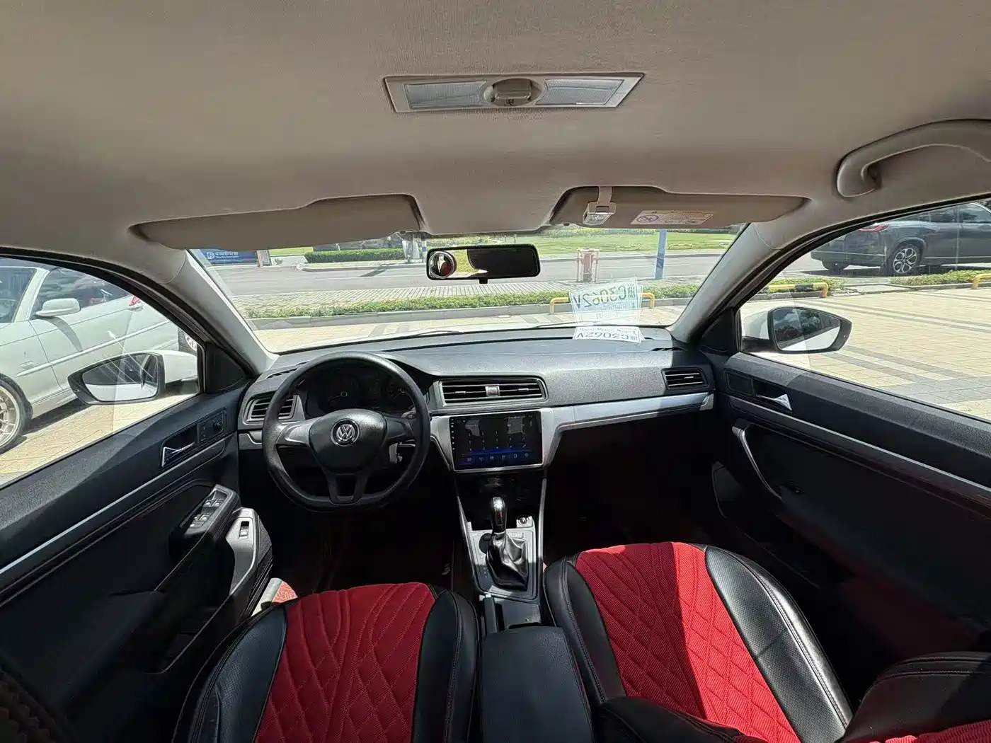 Volkswagen Lavida 2019 Lavida Start 1.5L Auto Trend (China VI) фото 4