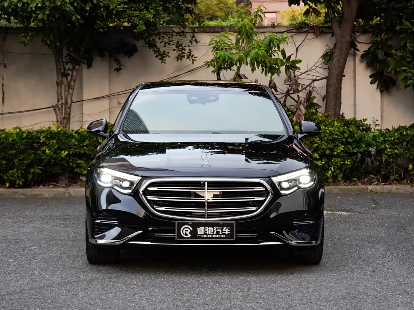 Mercedes-Benz E-Class, миниатюра 2