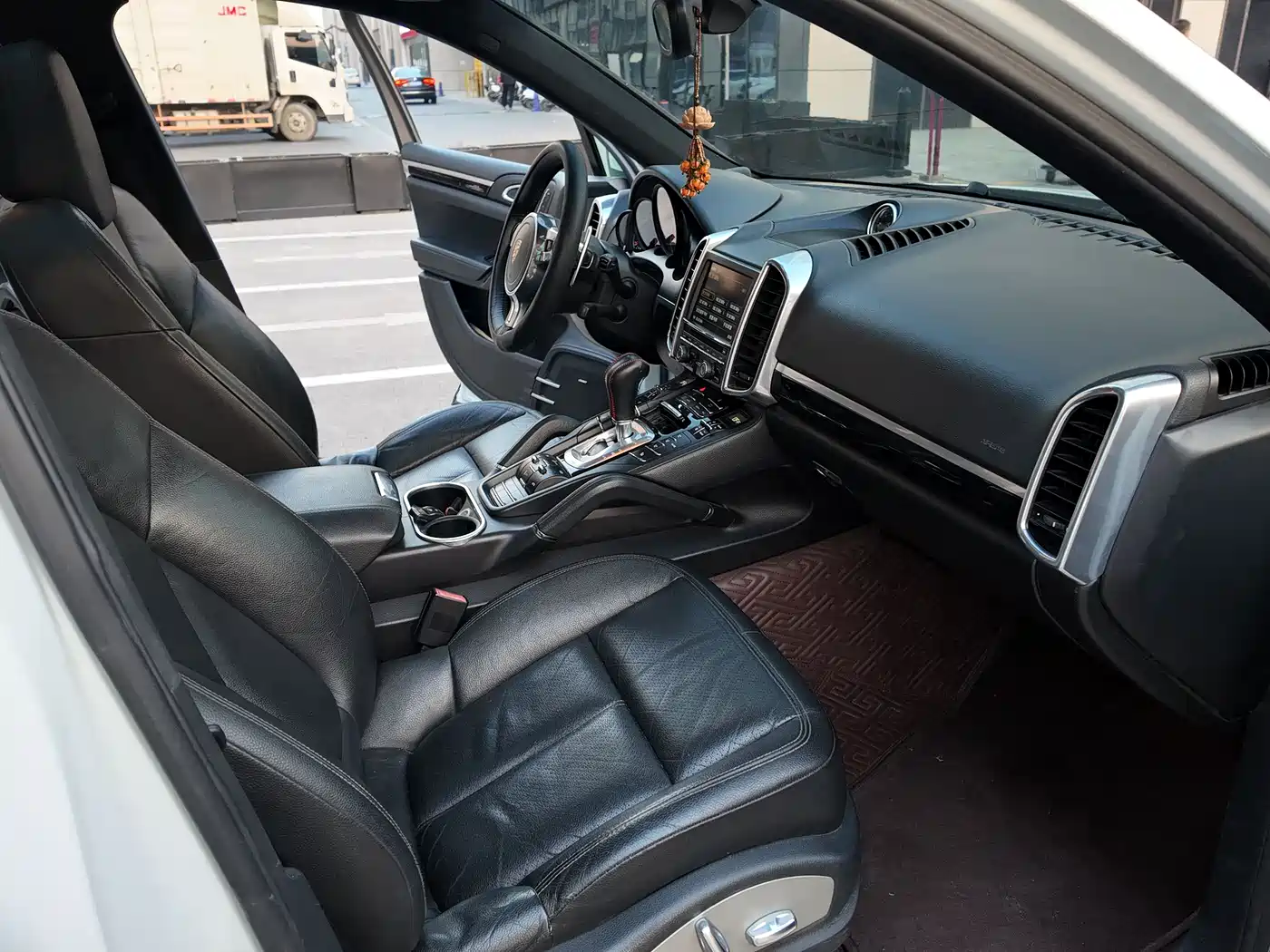 Porsche Cayenne 2011 Cayenne S 4.8L фото 15