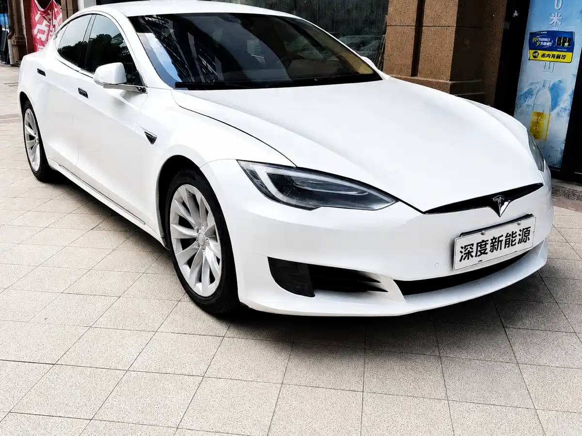 Photo 3 - Tesla Model S