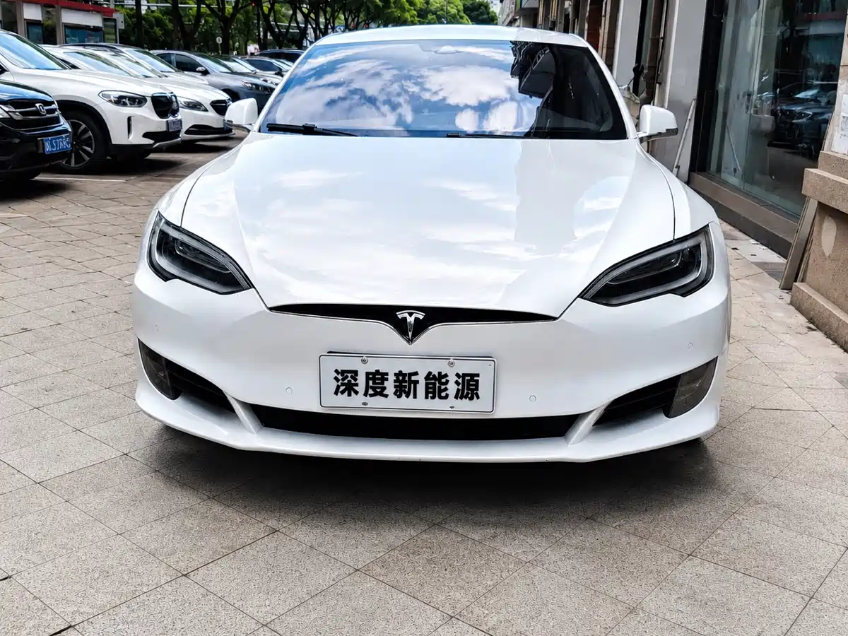 Photo 2 - Tesla Model S