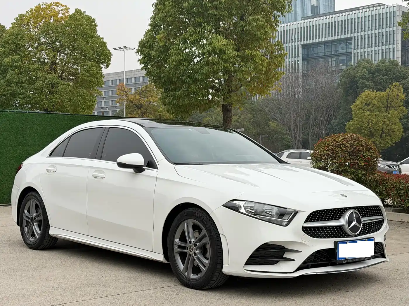 MERCEDES-BENZ A CLASS