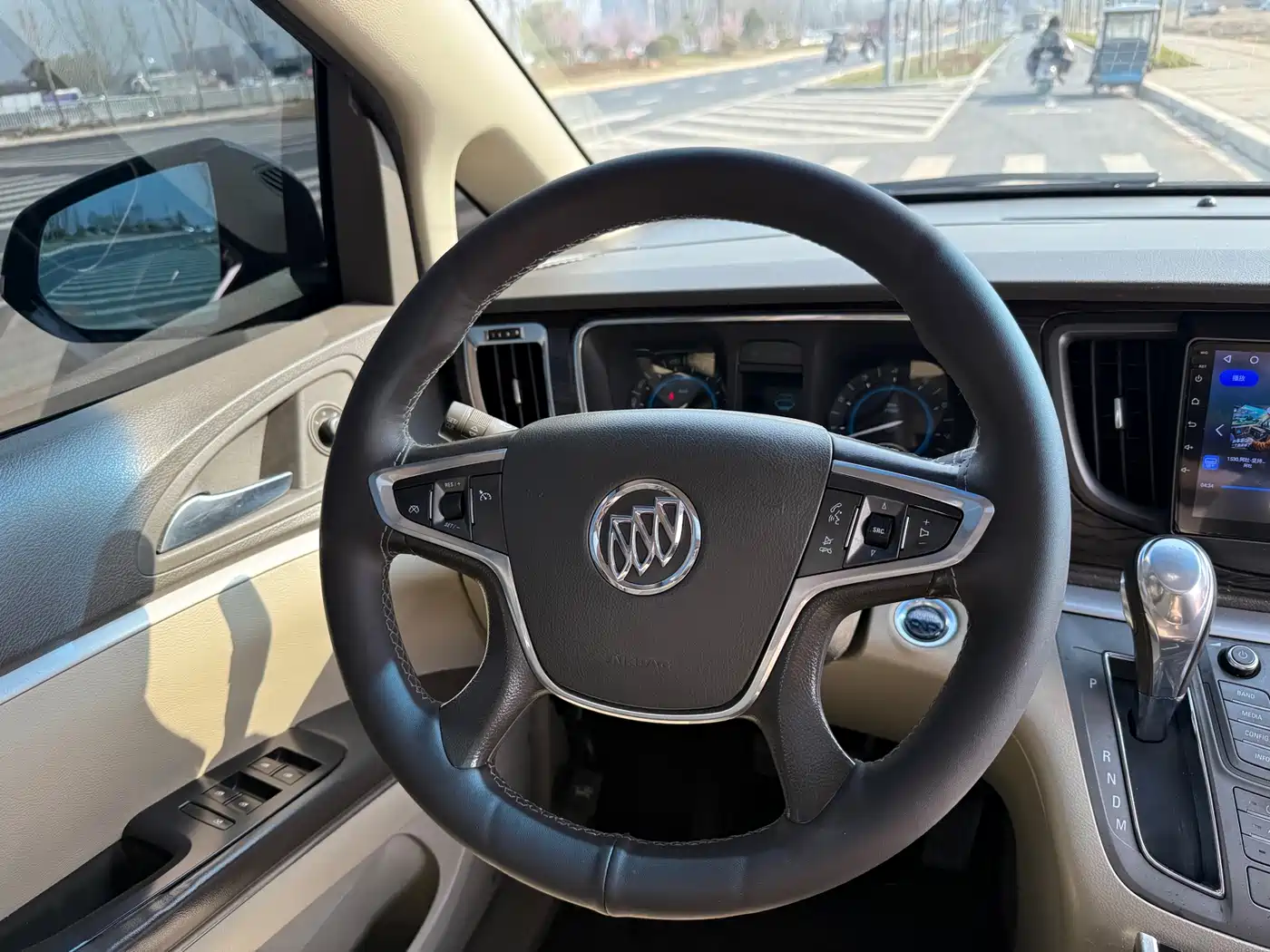 Buick GL8 2013 3.0L XT Luxury Business Flagship Edition фото 19