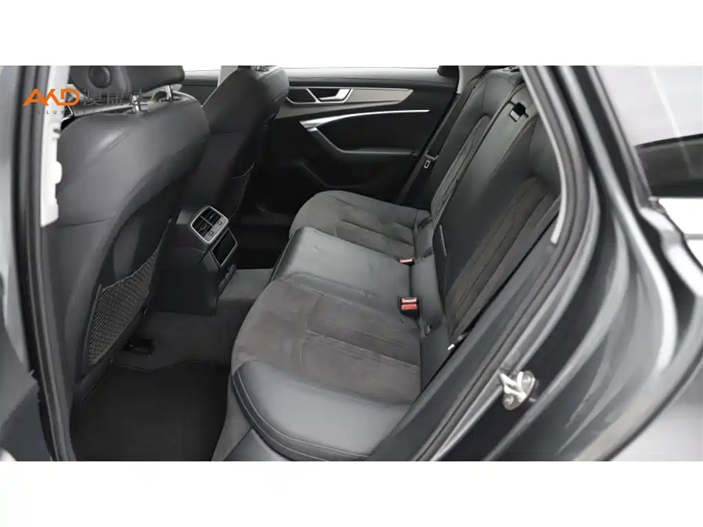 Фото 7 - Audi A6 (Import)