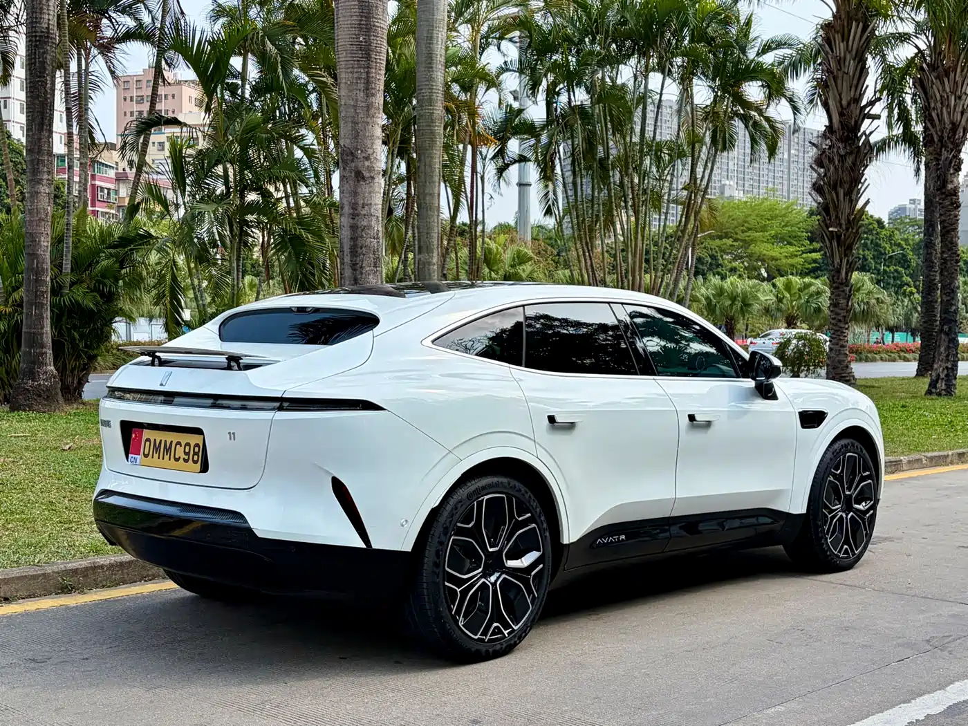 AVATR AVITA 11