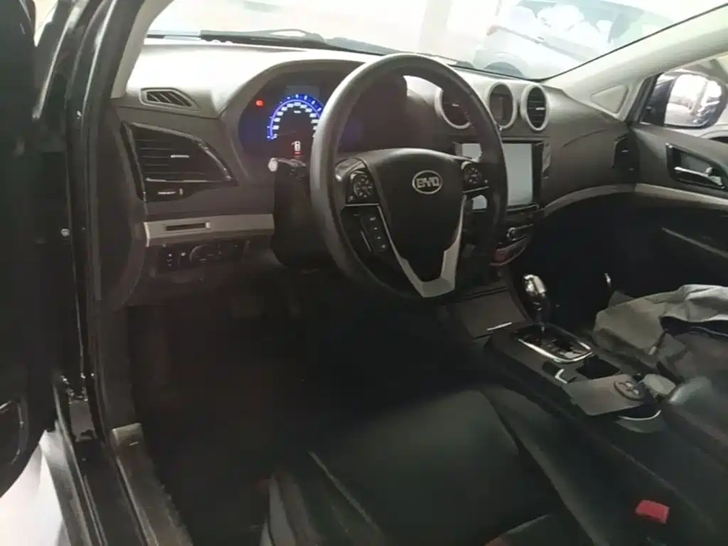 BYD S7 2014 2015 2.0T Automatic Premium