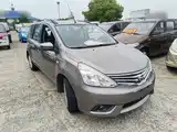 Фото 4 - Nissan Livina