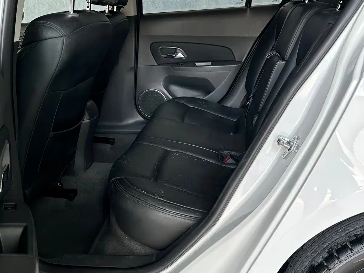 Chevrolet Cruze 2012 2012 1.6L SL Heaven & Earth Edition AT