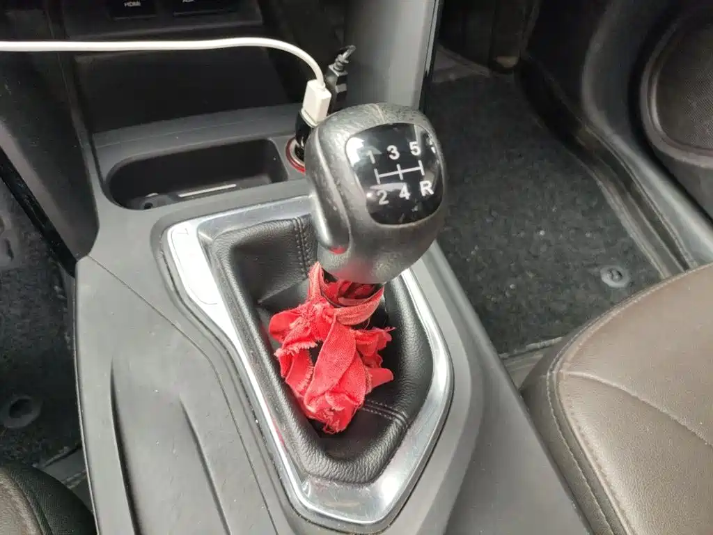 GAC Trumpchi Trumpchi GS4 2016 235T Manual Luxury Edition фото 7