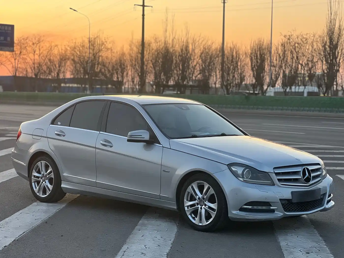 Mercedes-Benz C-Class 2011 C 200 CGI Fashion фото 3