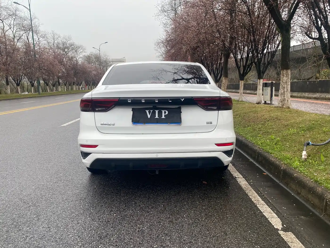 GEELY AUTOMOBILE EMGRAND