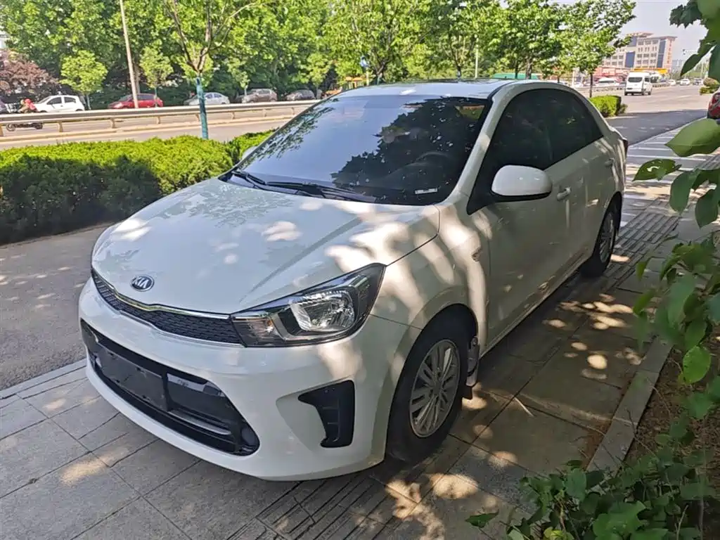 Kia Huan Chi 2020 1.4L Auto Comfort Sunroof Version фото 2