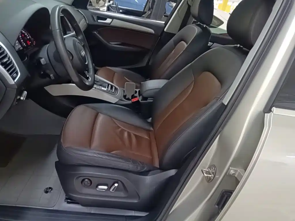 Audi Q5 2018 2017 Plus 40 TFSI Progressive