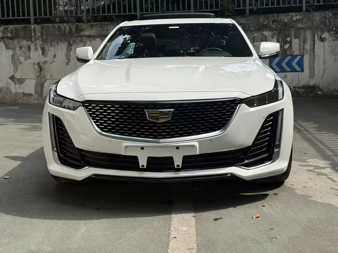 Cadillac CT5 2022 28T Luxury (Standard) фото 2