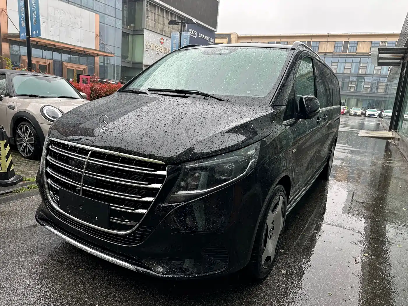 Mercedes-Benz V-Class 2024 V 300 L Long Wheelbase Luxury Edition