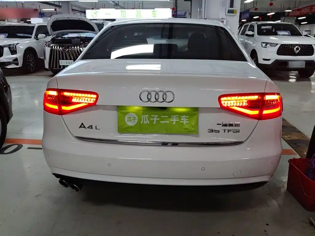 Audi A4L 2016 35 TFSI Collector's Edition Automatic Standard фото 6