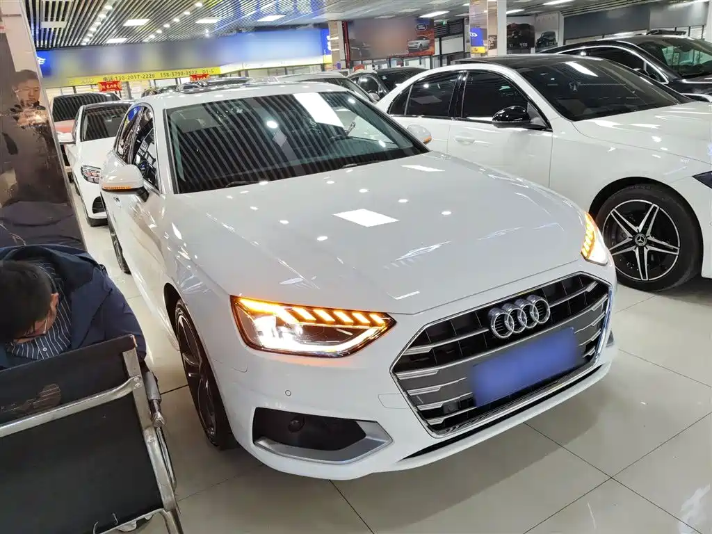 Audi A4L 2020 40 TFSI Fashion Elegance фото 4