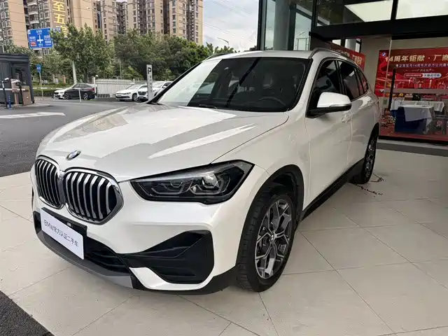 BMW X1 2022 sDrive25Li Leading