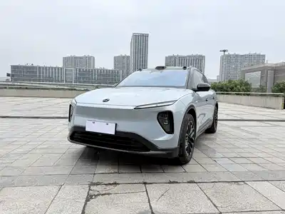 NIO ES6