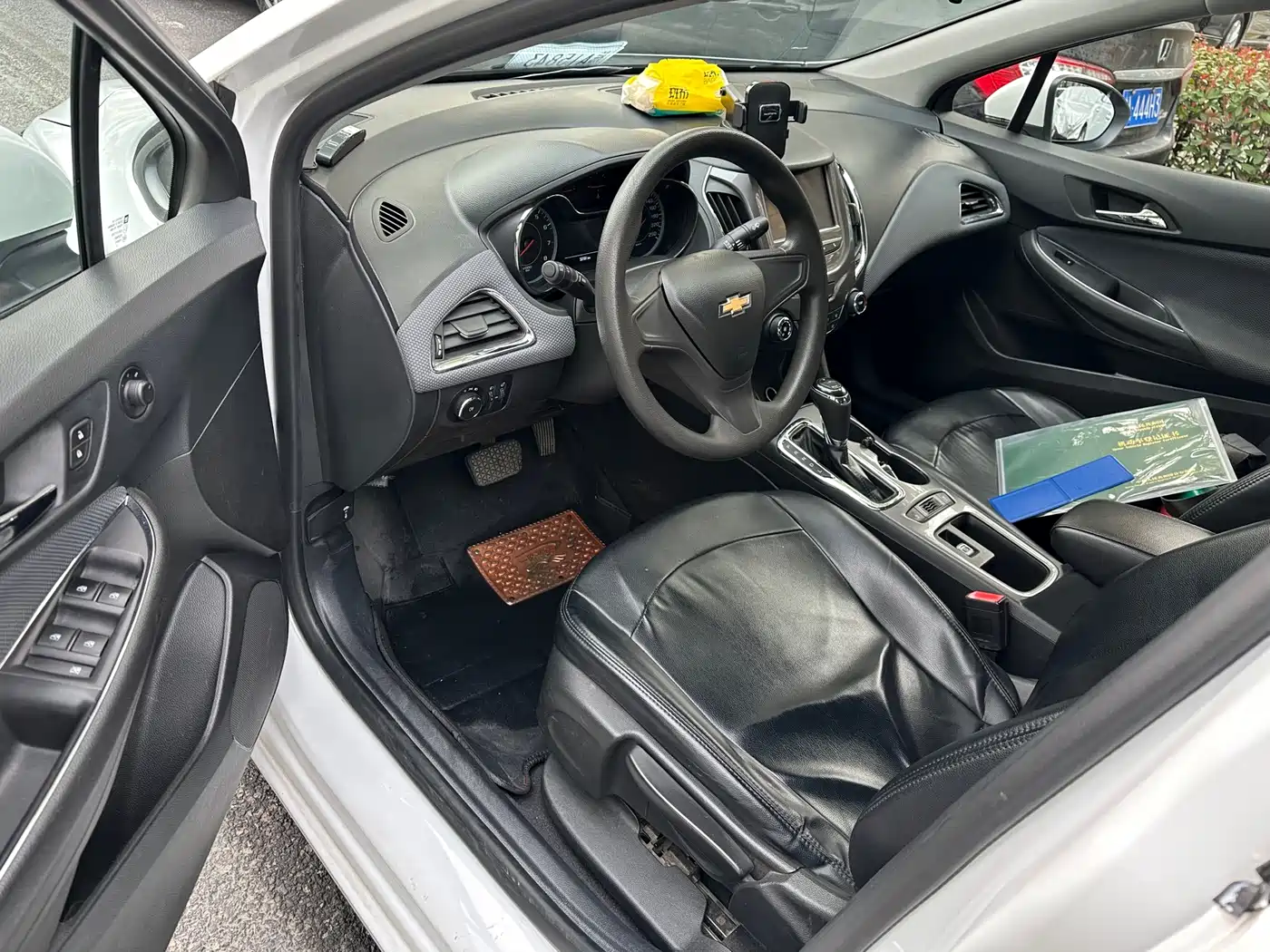 Chevrolet Cruze 2018 320 Automatic Pioneer Sunroof Edition фото 4