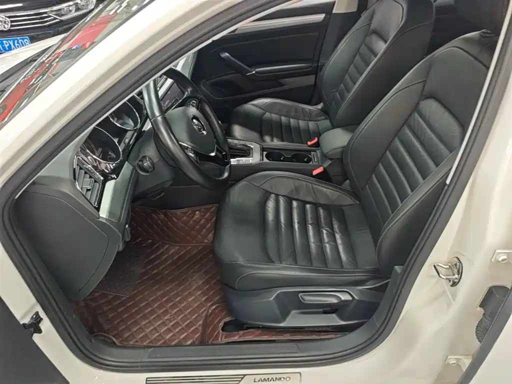 Volkswagen Lamando 2018 280TSI DSG Comfort Edition фото 15