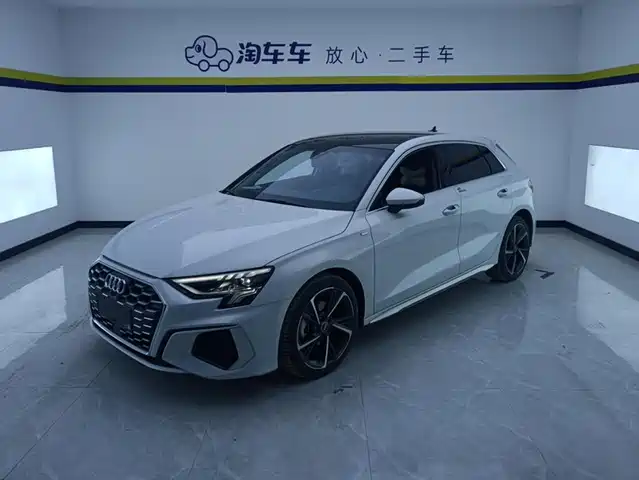Audi A3 2023 Facelift Sportback 35 TFSI Fashion Sport
