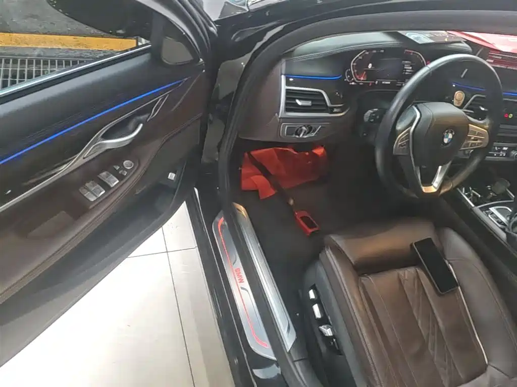 BMW 7 Series 2019 Facelift 730Li Luxury Package фото 16