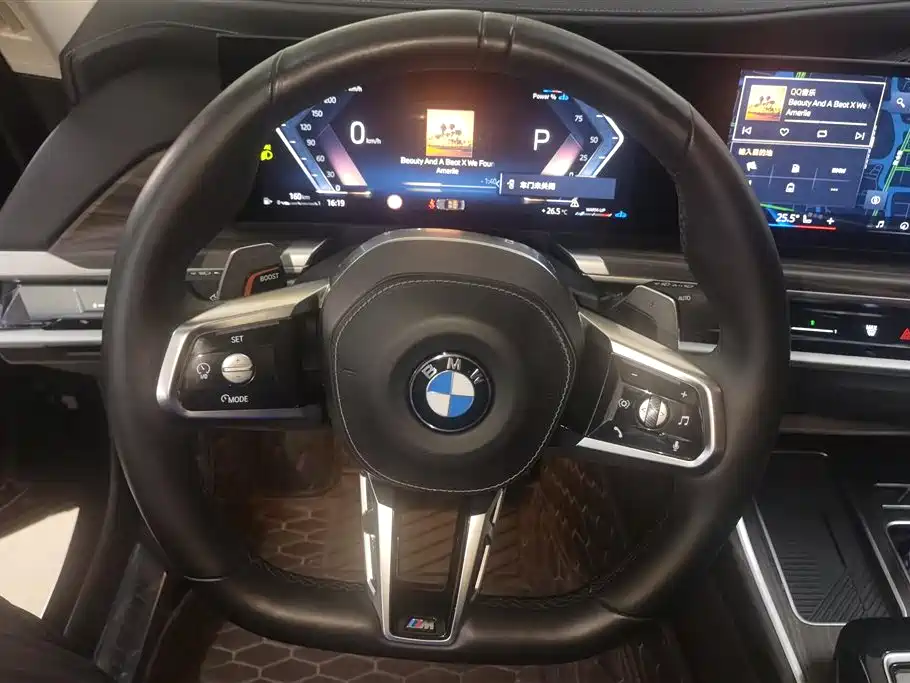 BMW 7 Series 2023 Model 735Li M Sport Package фото 15