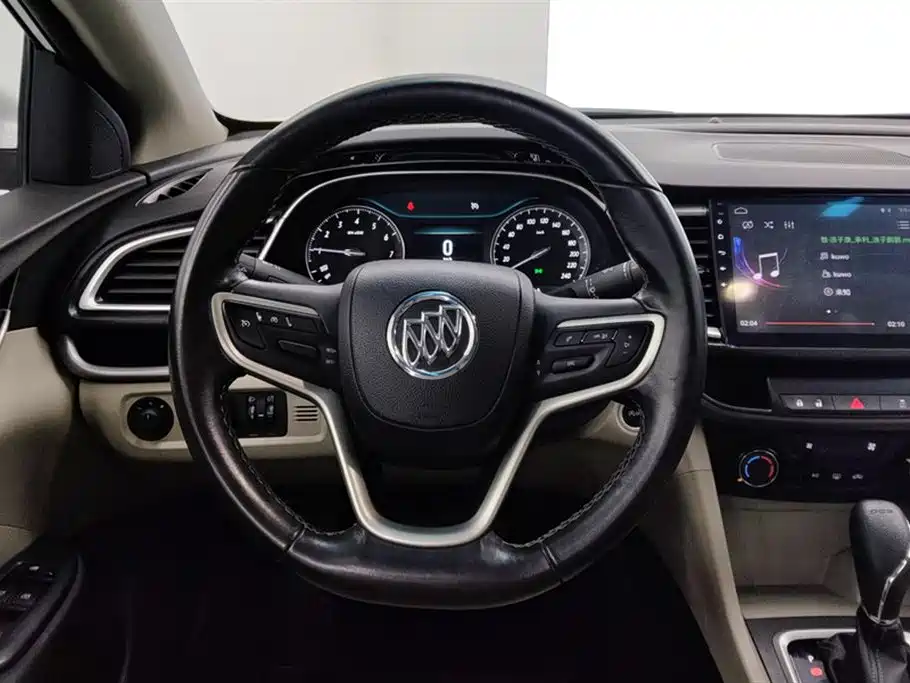 Buick Excelle 2018 15T Dual Clutch Elite (China V) фото 15