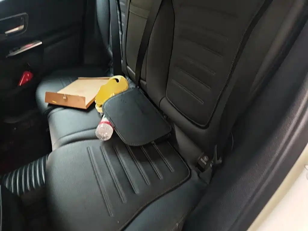 Mercedes-Benz GLC 2023 GLC 300 L 4MATIC Sport 5-Seater фото 13