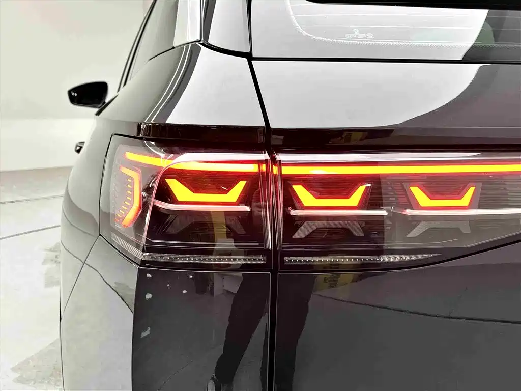 Volkswagen Talagon 2023 380TSI 4WD R-Line Touring Edition фото 7