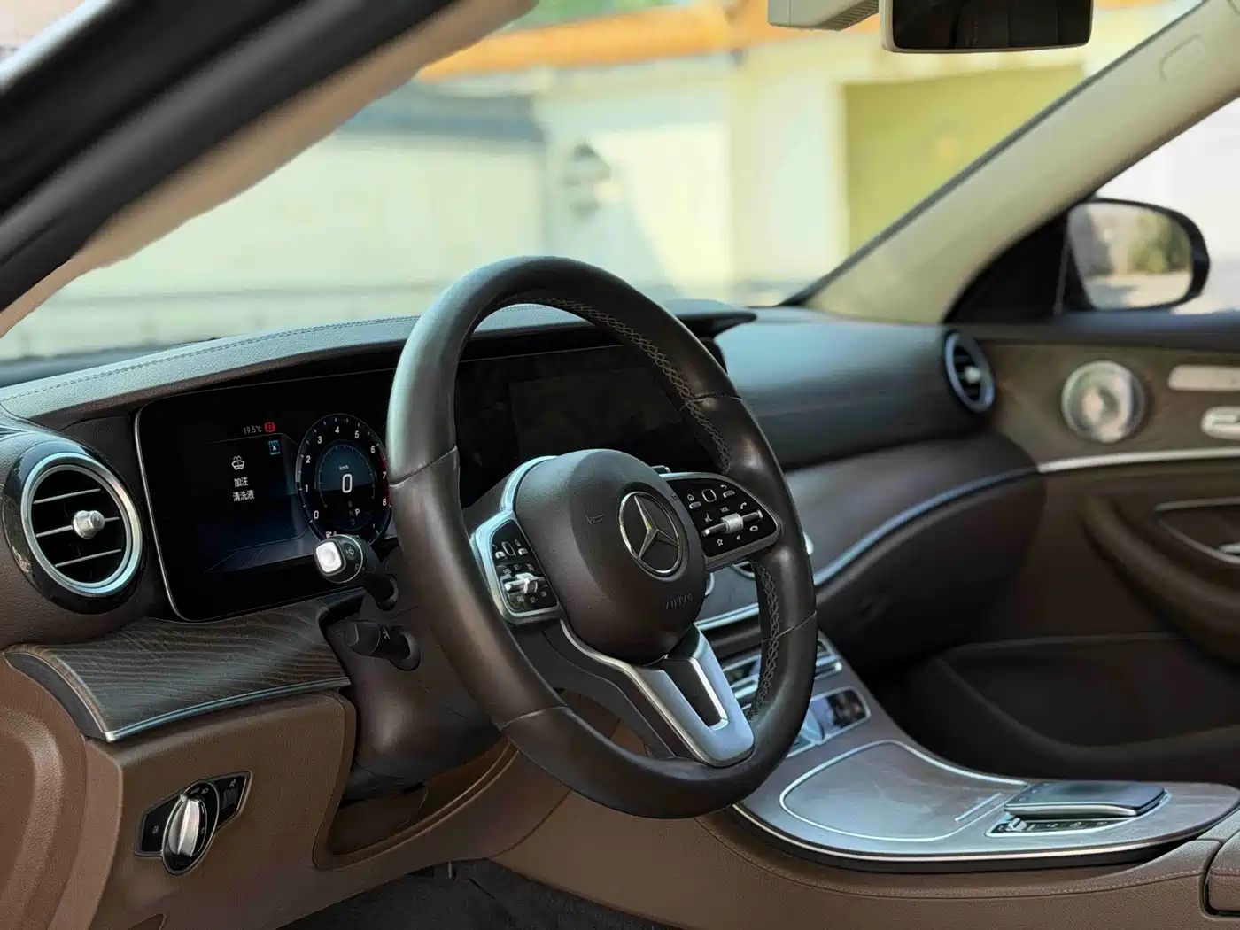 Mercedes-Benz E-Class 2019 Facelift E 300 L Luxury фото 4