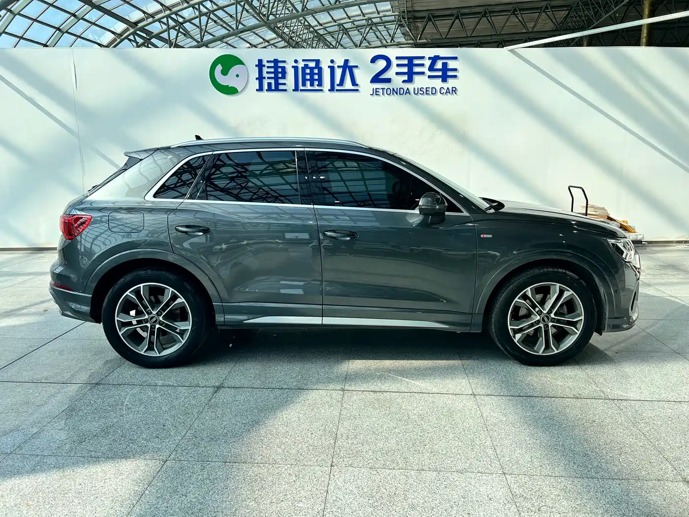 Audi Q3 2022 40 TFSI Fashion Dynamic фото 4