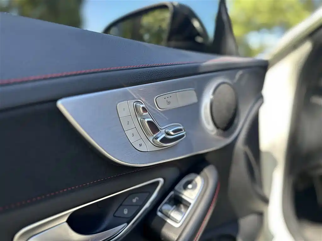 Mercedes-Benz C-Class AMG 2016 AMG C 63 Coupe фото 9