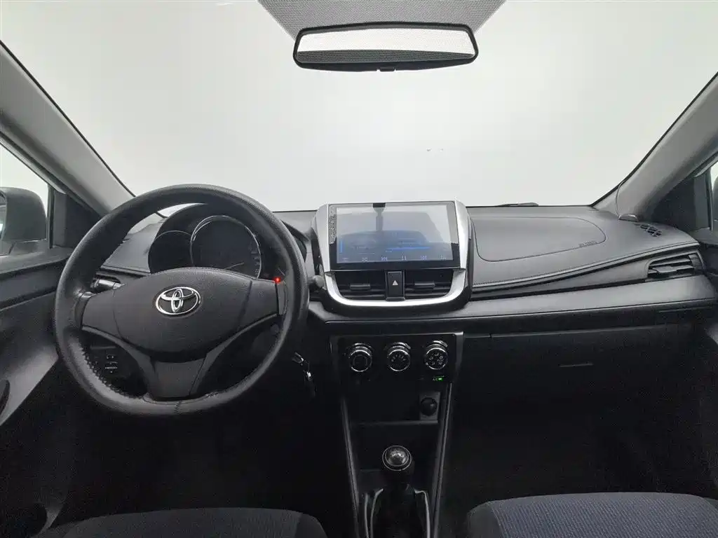 Toyota YARiS L Zhi Xuan 2016 Facelift 1.3E Manual Charming Edition фото 5