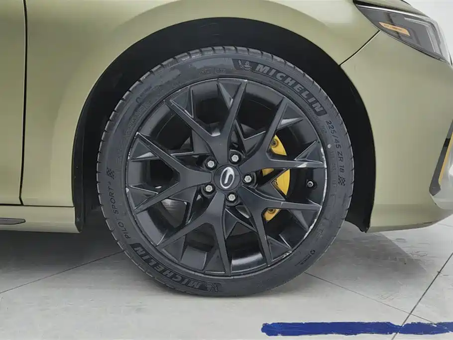 GAC Trumpchi Trumpchi Emkoo 2021 270T DCT J16 Edition фото 6