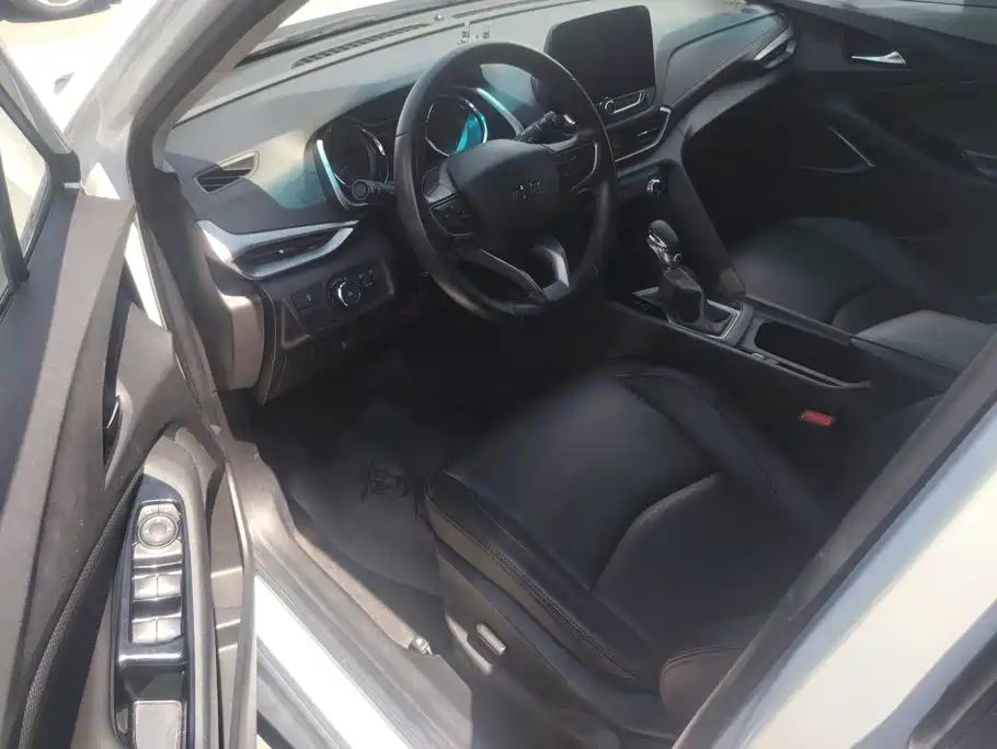 Chevrolet Volando 2023 2020 Mild Hybrid Redline 530T Automatic Premium Edition (5+2 seater)