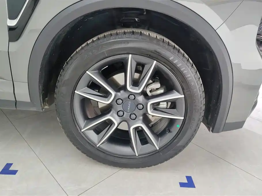 Lynk & Co 01 2021 2.0TD 2WD Pro фото 6