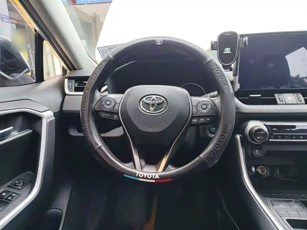 Toyota Wildlander 2020 2020 2.0L CVT 2WD Luxury Edition
