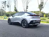 صورة 12 - Lynk & Co Z20