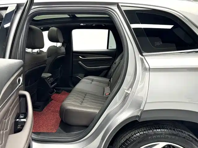 Photo 6 - Geely Monjaro