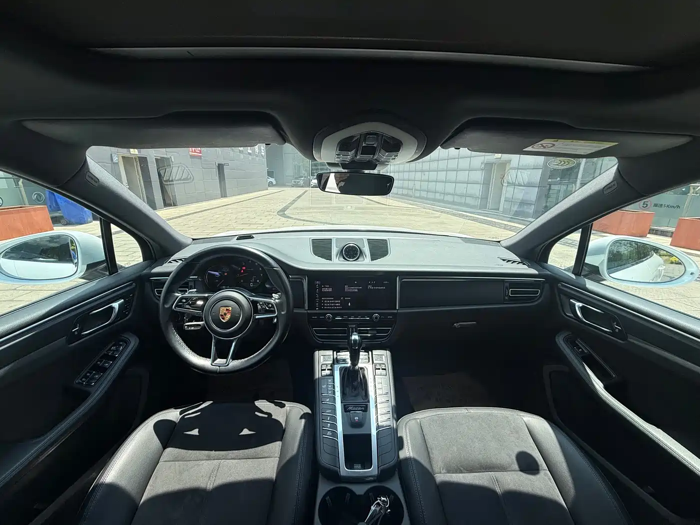 Porsche Macan 2018 Macan 2.0T фото 5