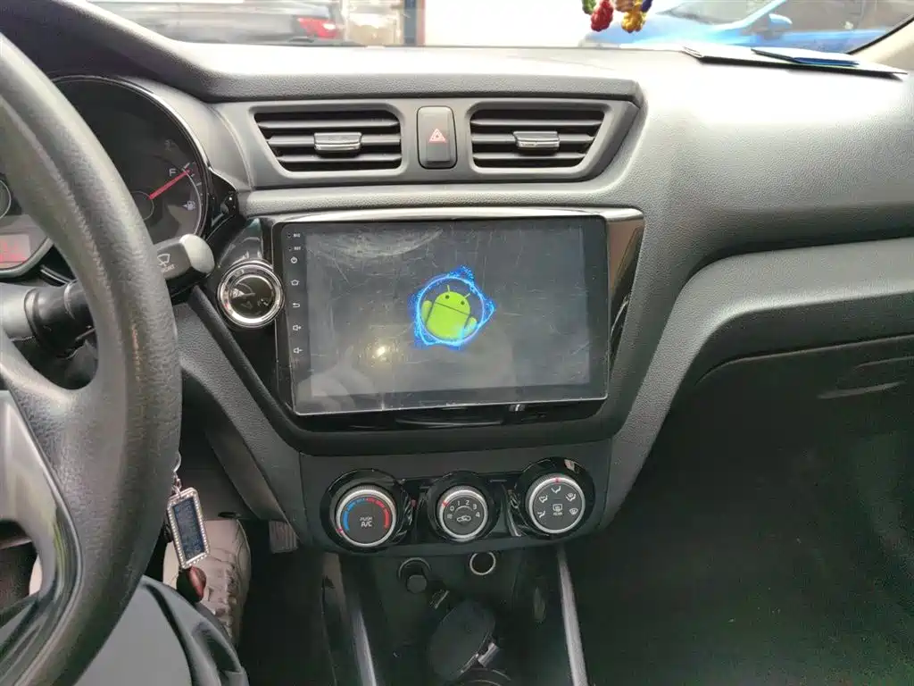 Kia K2 2015 Sedan 1.4L MT GLS фото 9