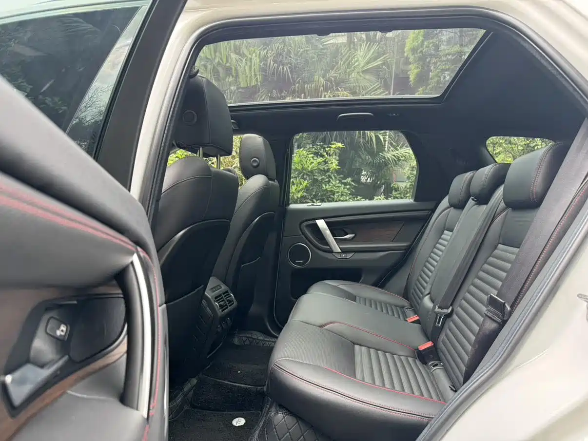 Land Rover Discovery Sport 2022 Model Year Second Facelift 249PS R-Dynamic SE Performance Technology Edition 5-seater фото 8