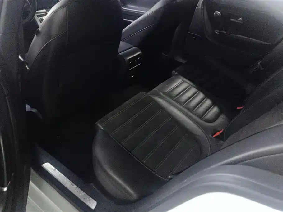 Volkswagen FAW-Volkswagen CC 2015 2.0TSI Luxury фото 11