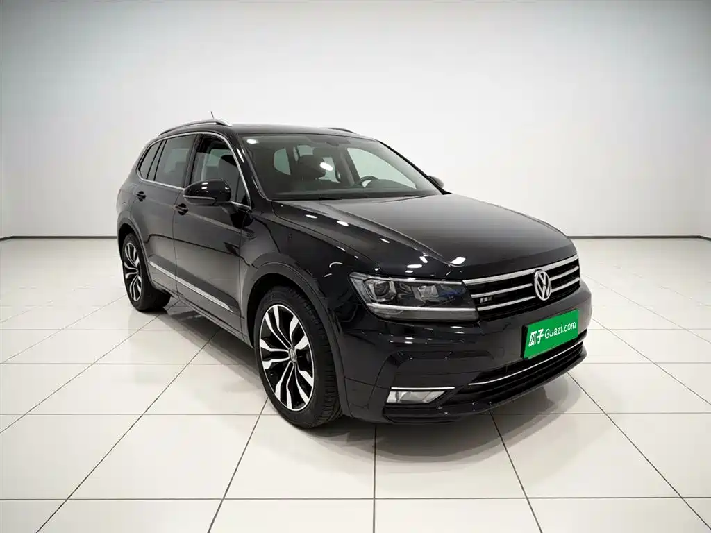 Volkswagen Tiguan L 2021 330TSI Automatic 2WD R-Line Premium фото 3